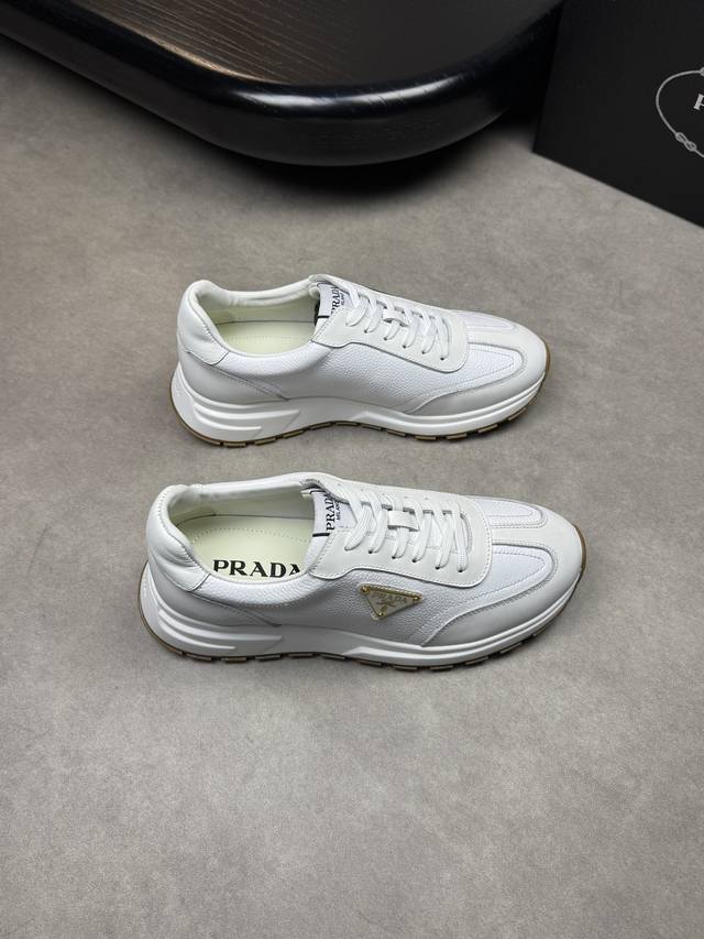 PRADA 普拉达 -高端品质 原单休闲运动鞋-鞋面：纳帕小牛皮、摔纹小牛皮、鞋身品牌金属扣件、鞋舌品牌logo布标-内里：水染牛皮-大底：超轻TPU发泡 橡胶