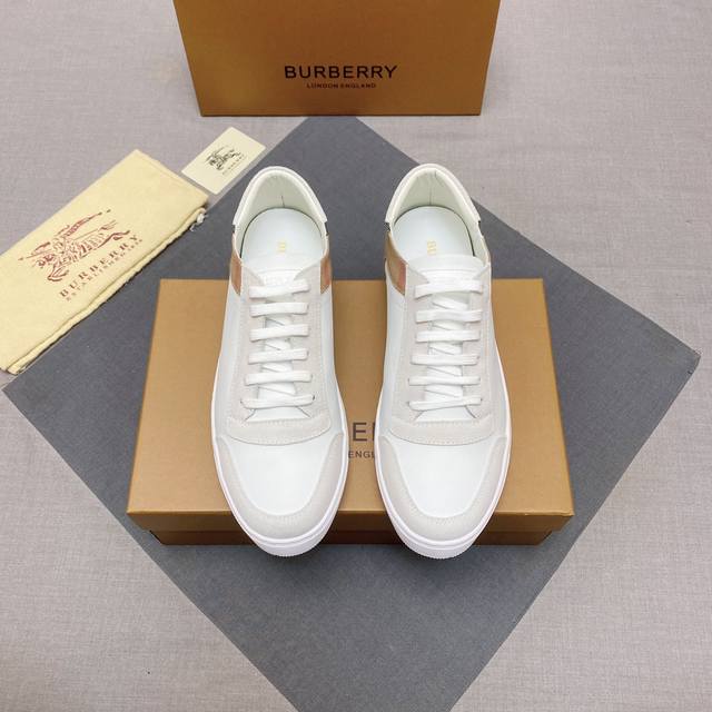 Burberry 巴宝莉新款男士休闲鞋！经典条纹布搭配进口头层丝绸小牛皮配高丝光磨砂皮 全真绵羊皮内里非常舒适，原版大底，两色选、细节决定品质，欢迎对比，码数：