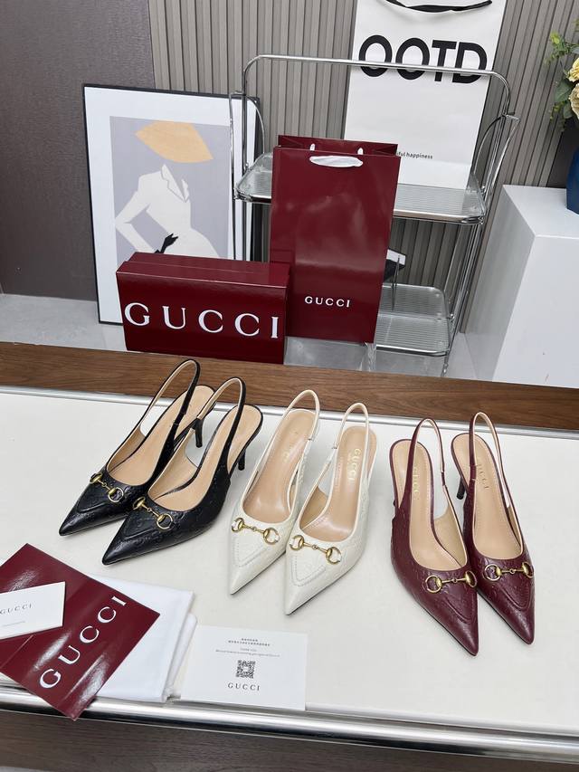 工厂价 女装女鞋 运动原单原单品质gucci2025春夏新品牛皮压花高跟鞋，顶级品质发售购入正品开发原版压花工艺经典双G老花面，内里羊皮配合意大利原板材质与工艺